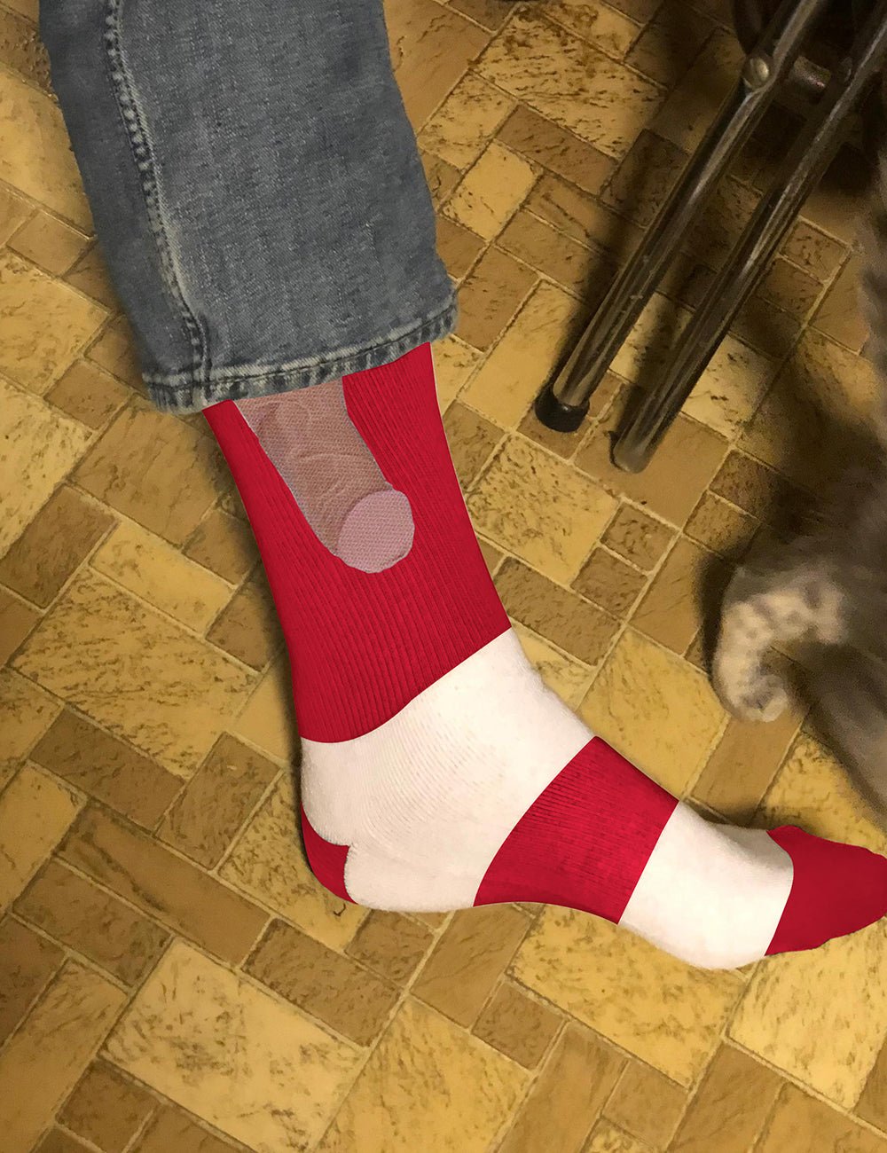 🎄Christmas Hot Sale - 70% OFF-Memorable Gift-“Show Off”Socks