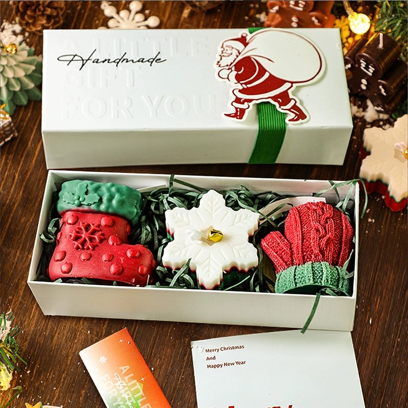 🎄🕯️Handmade Christmas Scented Candle Gift Set: A Festive Essential for Atmosphere & Gifting