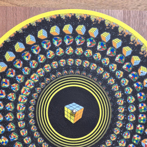 Animated Zoetrope Slipmat — 12′′ Optical Illusion Turntable Mat