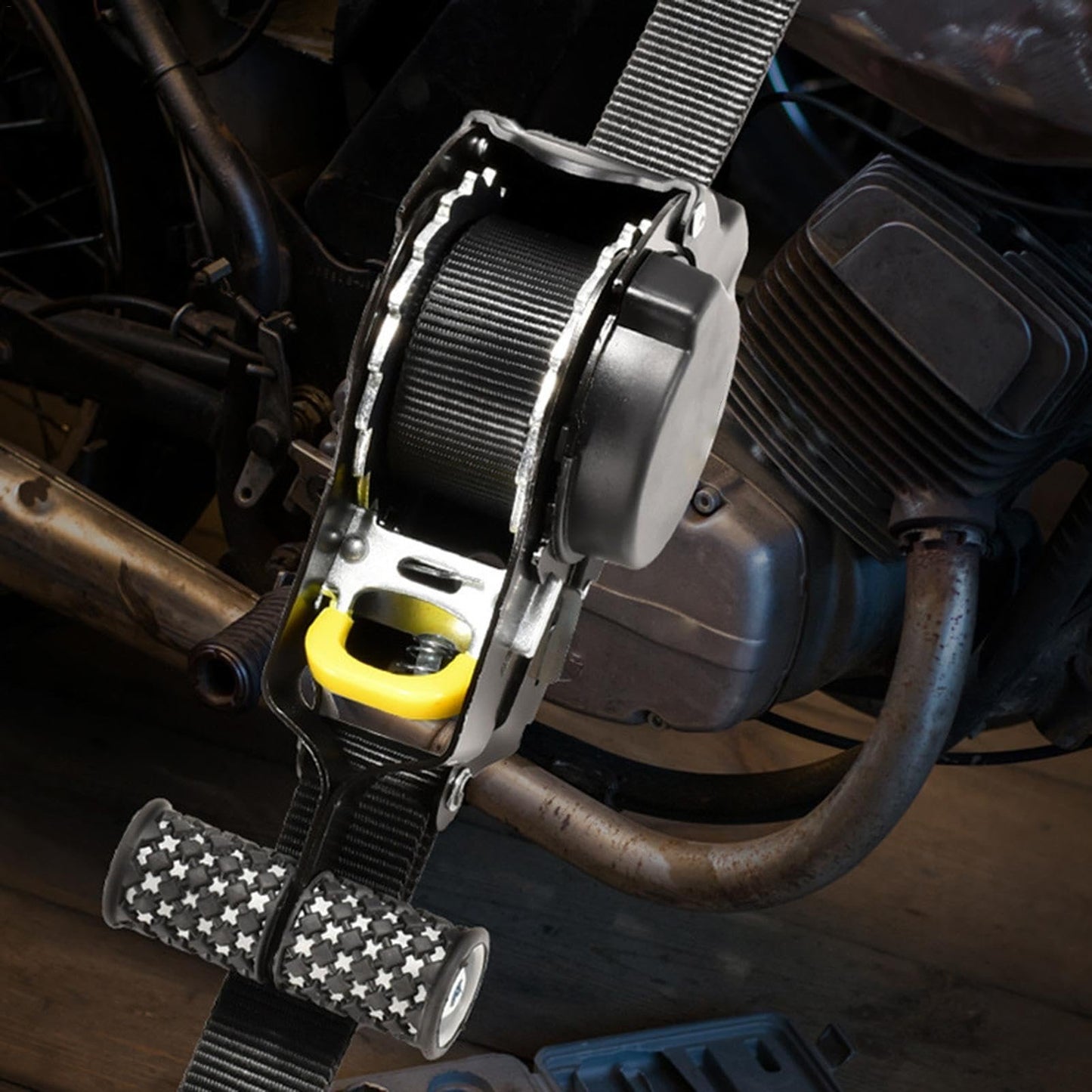 🔥Christmas Sale 49% OFF – Pro Reinforced Heavy-Duty Auto-Retractable Ratchet Straps (BUY 2 GET FREE SHIPPING)